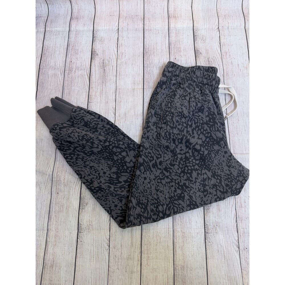 Garnet Hill Grey Black Animal Print Adjustable Jogger Pants Size S